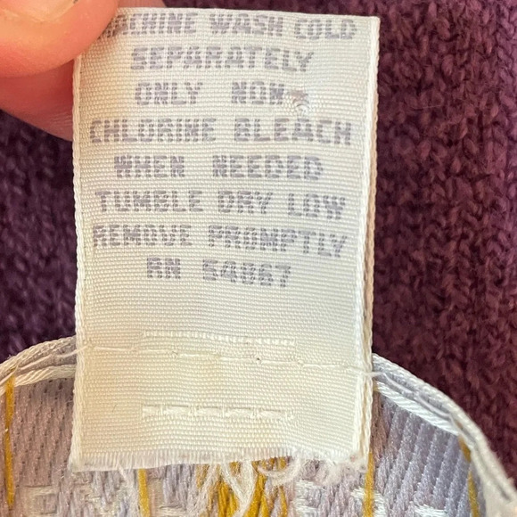 Vintage Express Tricot Plum Purple V-Neck Long Sleeve Sweater Large Side Vents - Picture 11 of 12